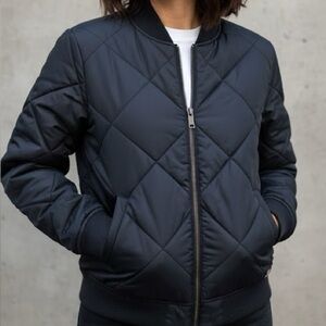 Dickies Women’s Black Quilted Bomber Jacket Size Medium